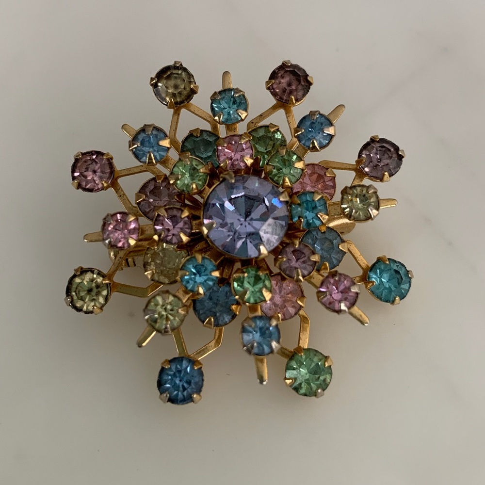 Vintage rhinestone pin